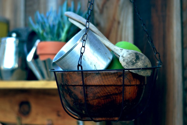 Outdoor Kitchen Hanging Storage